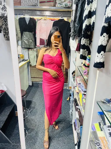 SRI FASHION DOOR